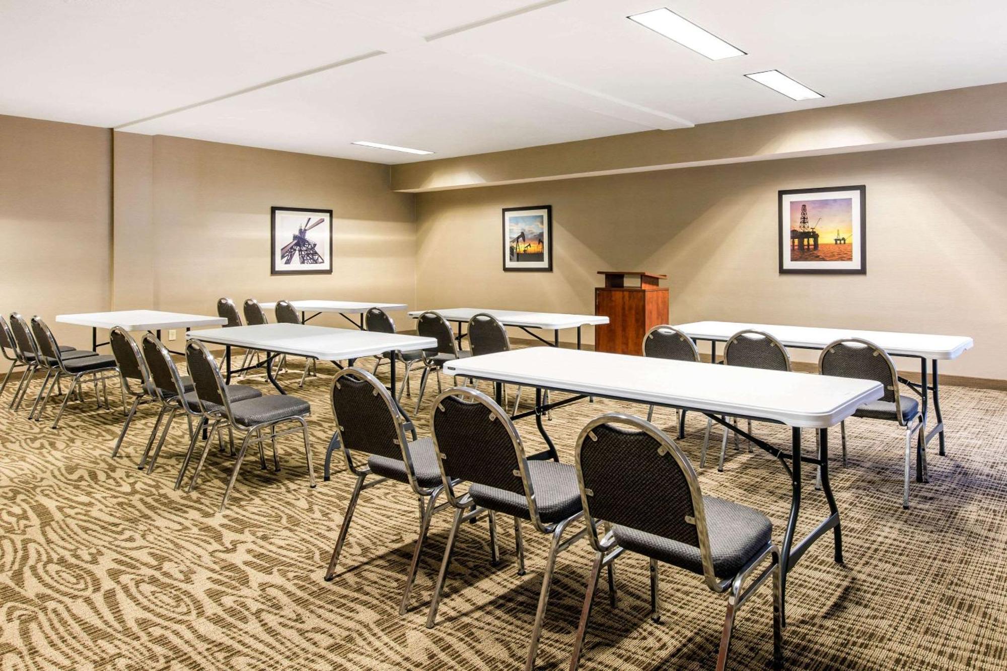 Comfort Inn & Suites Iah Bush Airport - East Humble Esterno foto